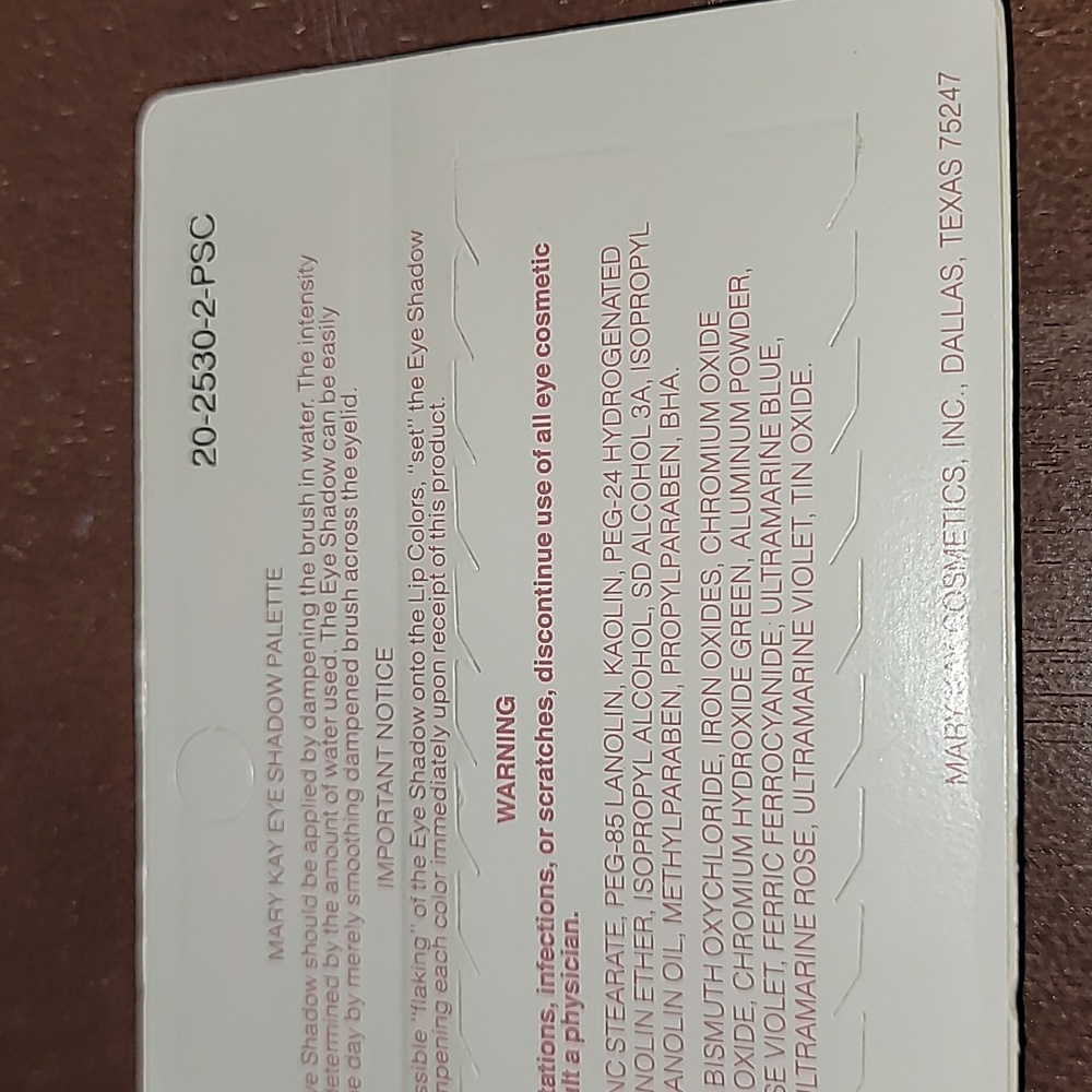 Mary Kay Eye Shadow Palette Great Fashion Plums 0477 .36 oz. NIP Retired Stock - Picture 6 of 6